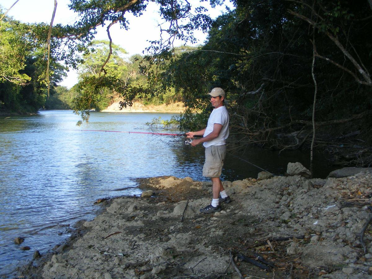 Lower Dover Jungle Lodge & Maya Ruins Unitedville Luaran gambar